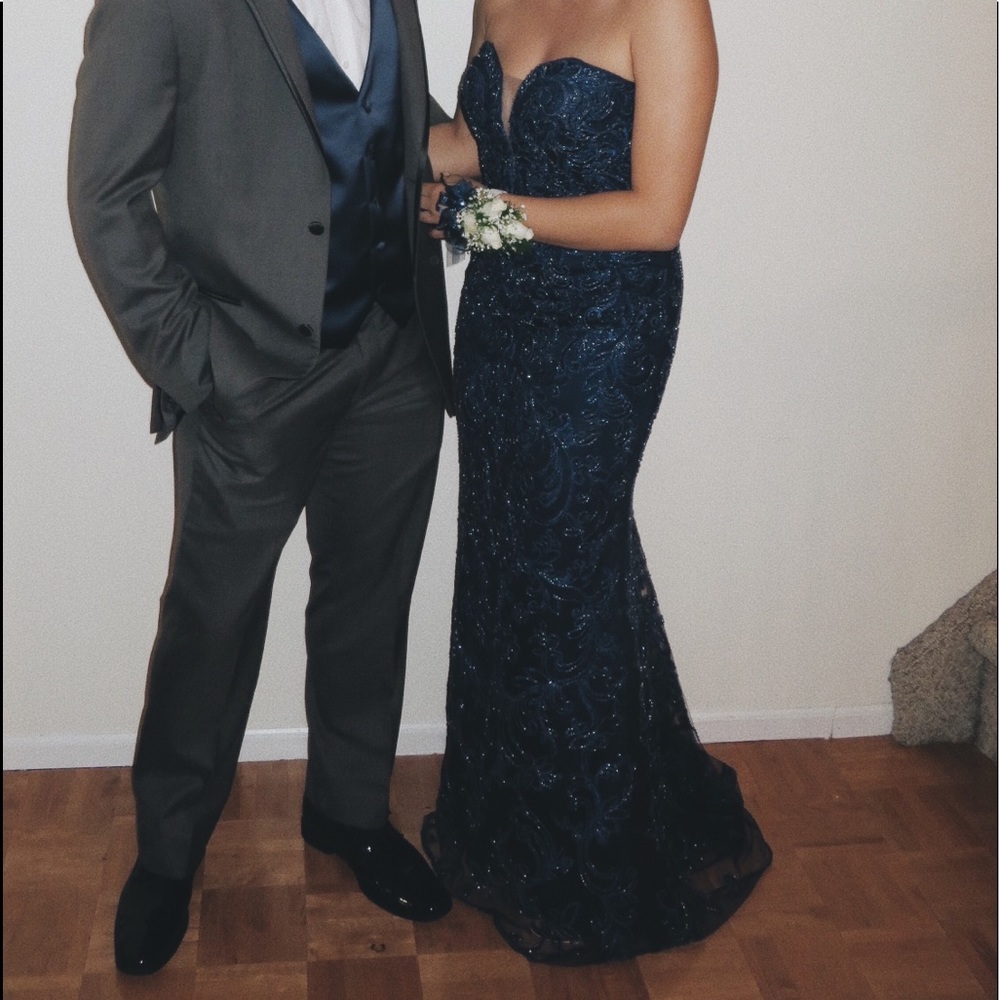 Prom dress !!!! Only worn once !